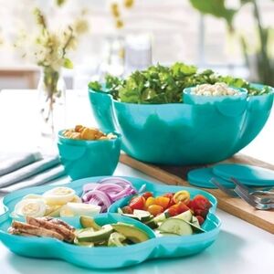 Tupperware Aqua Serving Set